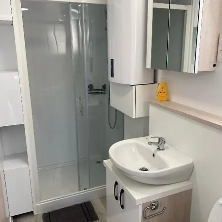 Apartment Floating House Arena 3 *